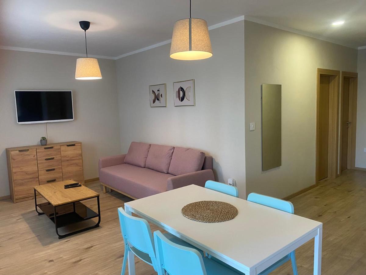 M Plus Residence Pinezići Екстериор снимка