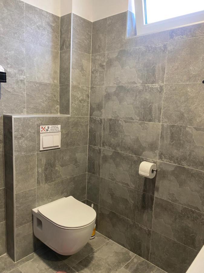 M Plus Residence Pinezići Екстериор снимка