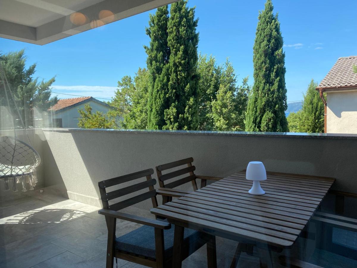 M Plus Residence Pinezići Екстериор снимка