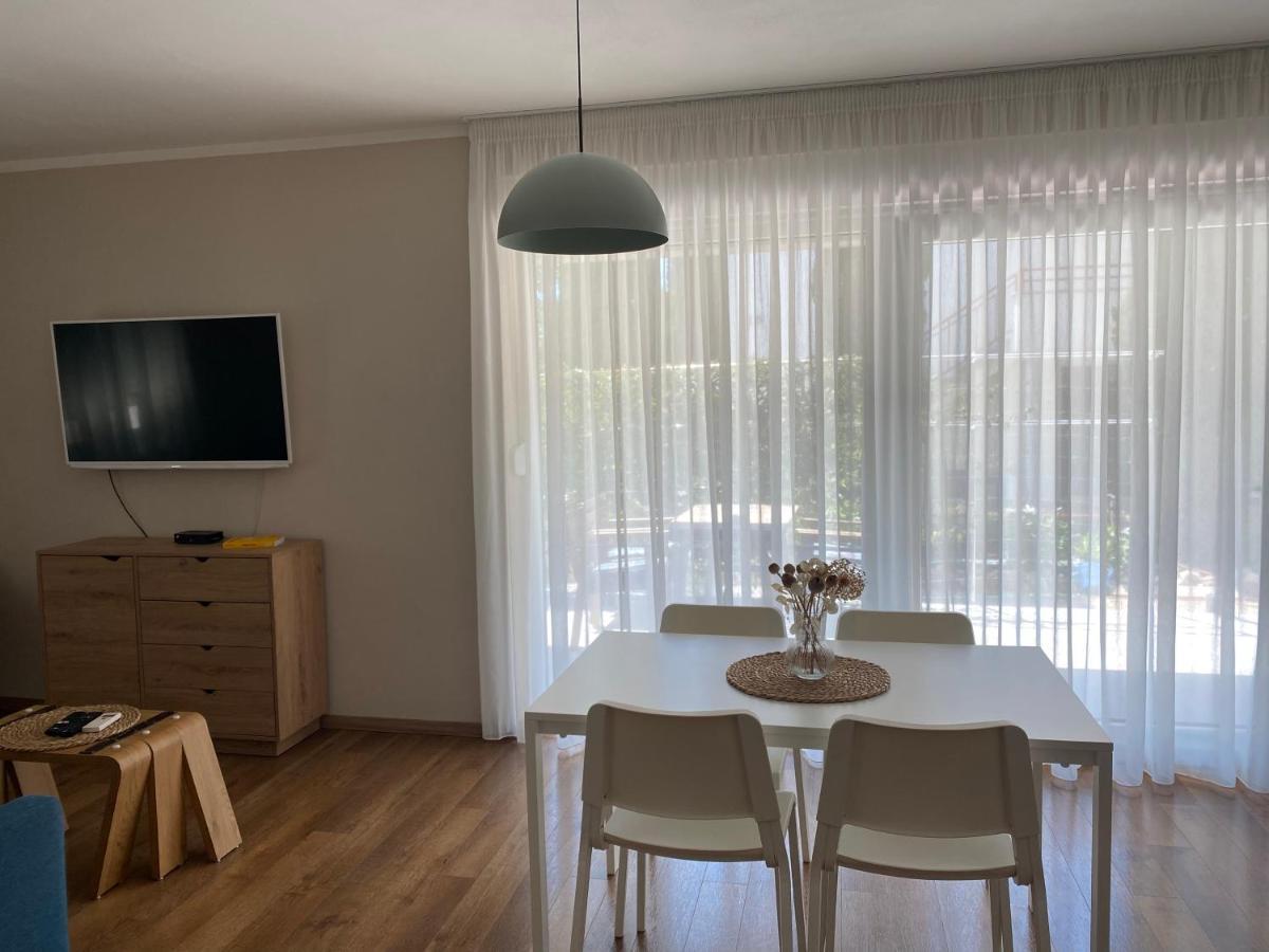 M Plus Residence Pinezići Екстериор снимка
