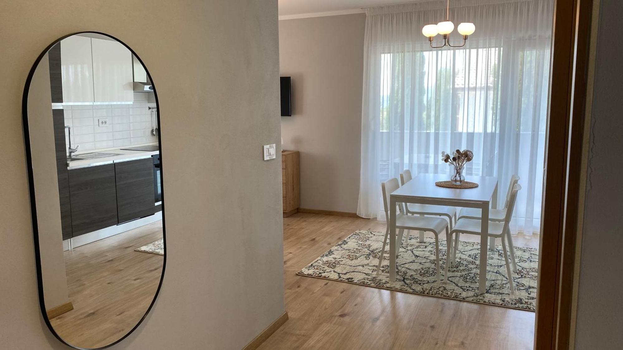 M Plus Residence Pinezići Екстериор снимка